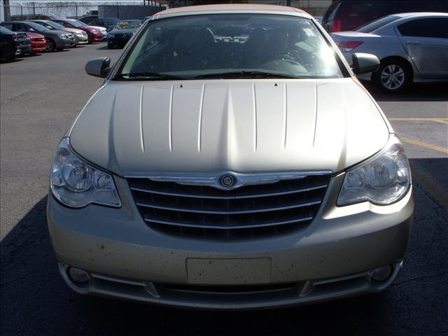 Photo of 2008 Chrysler Sebring