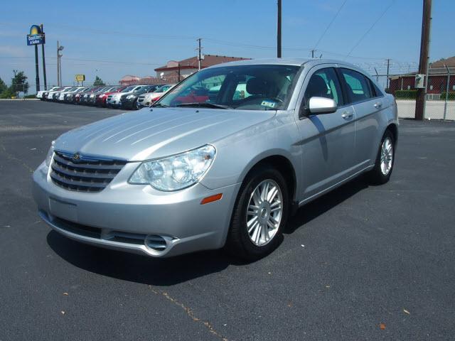 Photo of 2009 Chrysler Sebring