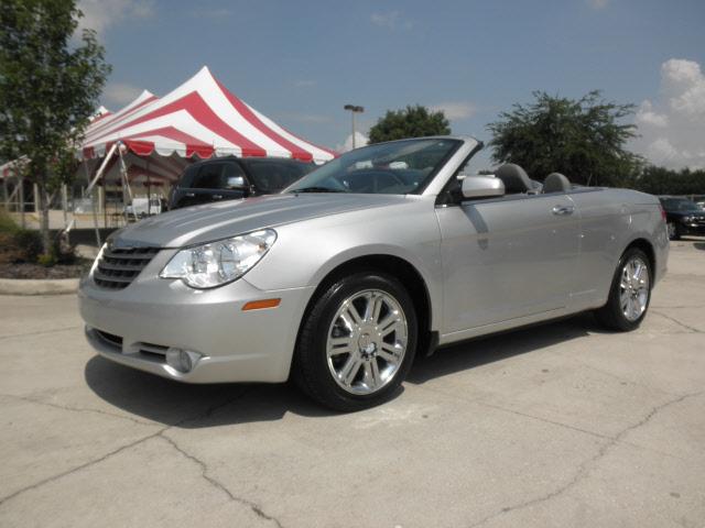 Photo of 2008 Chrysler Sebring