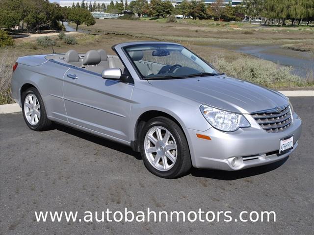 Photo of 2008 Chrysler Sebring