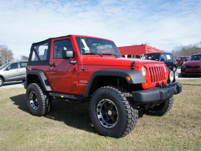 Photo of 2012 Jeep Wrangler