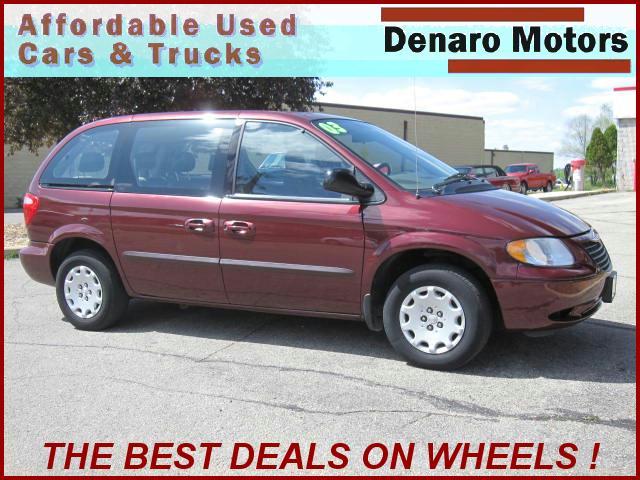 Photo of 2003 Chrysler Voyager