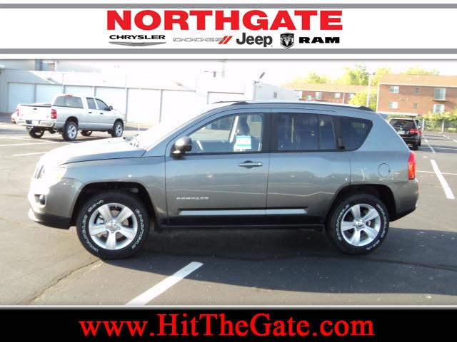 Photo of 2012 Jeep Compass