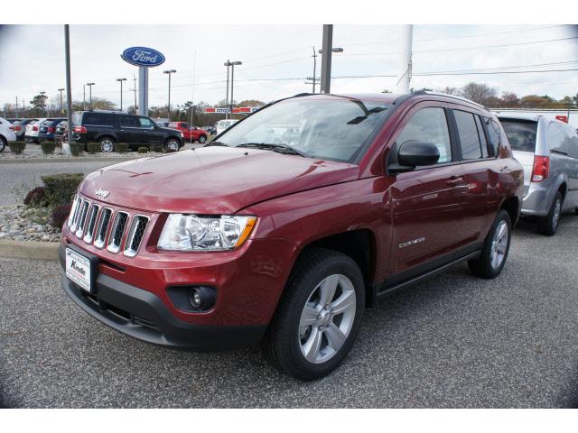 Photo of 2012 Jeep Compass