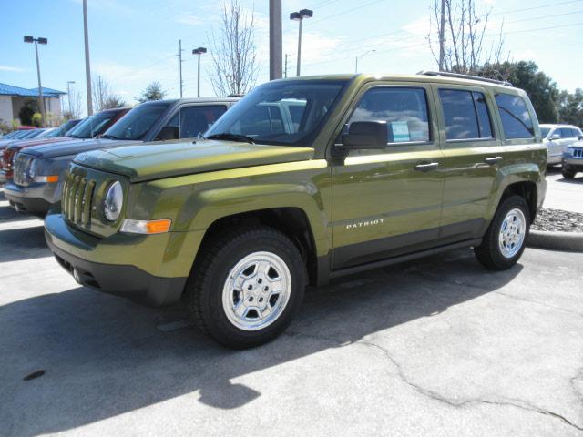Photo of 2012 Jeep Patriot