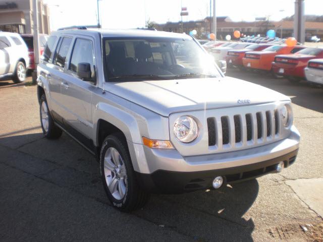 Photo of 2012 Jeep Patriot