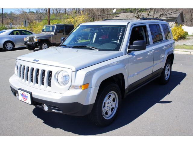 Photo of 2012 Jeep Patriot