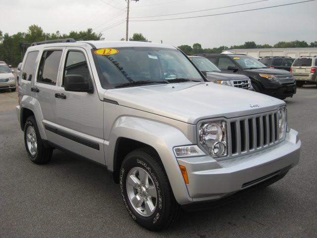 Photo of 2012 Jeep Liberty