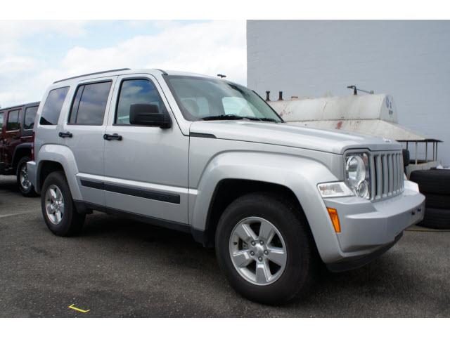 Photo of 2012 Jeep Liberty