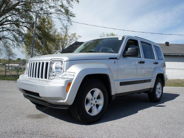 Photo of 2012 Jeep Liberty