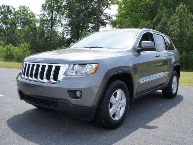 Photo of 2012 Jeep Grand Cherokee