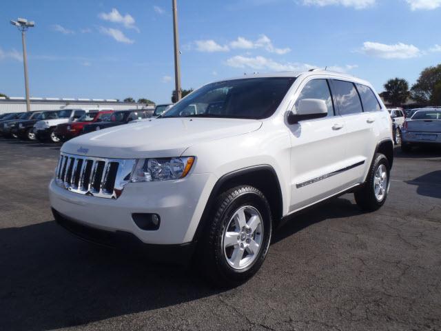 Photo of 2012 Jeep Grand Cherokee