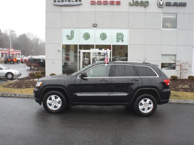 Photo of 2012 Jeep Grand Cherokee