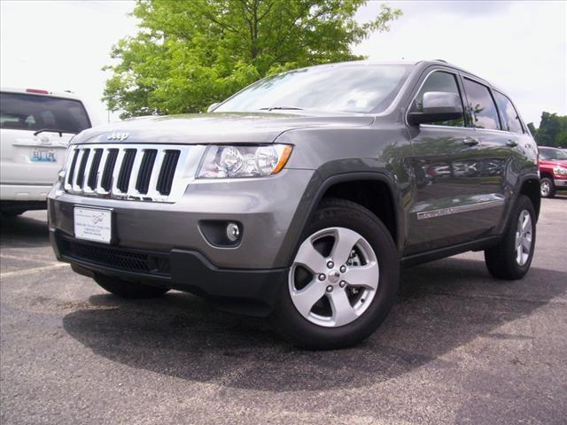 Photo of 2012 Jeep Grand Cherokee