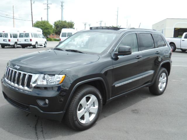 Photo of 2012 Jeep Grand Cherokee