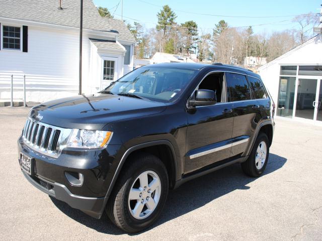 Photo of 2012 Jeep Grand Cherokee