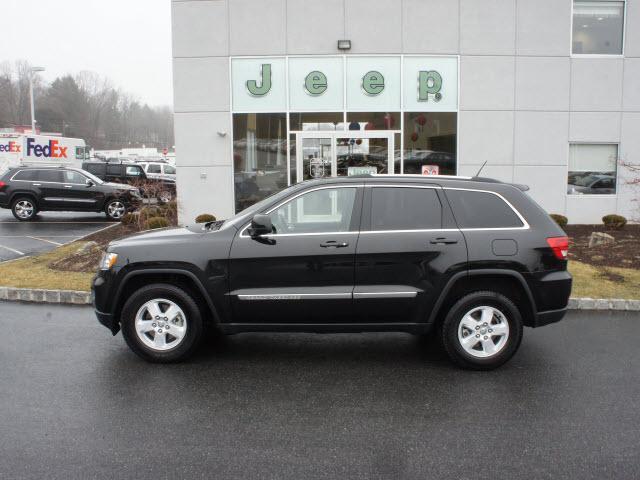 Photo of 2012 Jeep Grand Cherokee