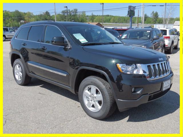 Photo of 2012 Jeep Grand Cherokee