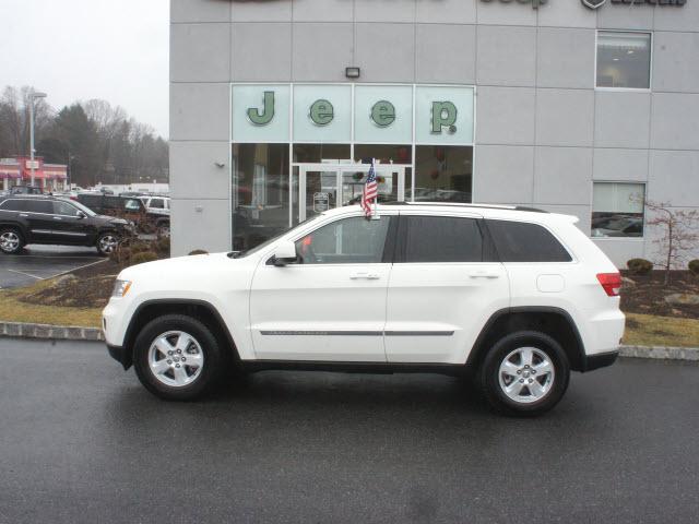 Photo of 2012 Jeep Grand Cherokee