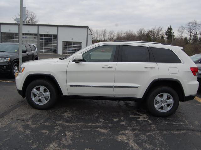 Photo of 2012 Jeep Grand Cherokee