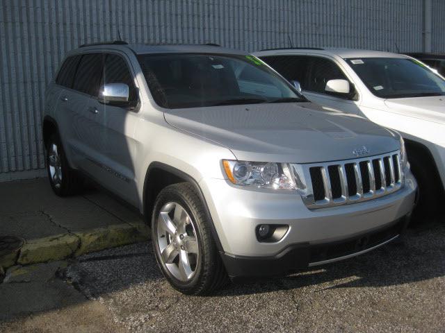 Photo of 2012 Jeep Grand Cherokee
