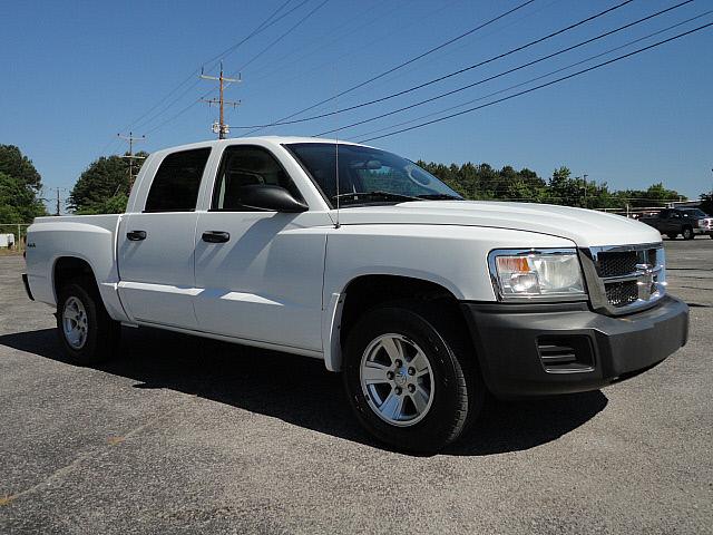 Photo of 2008 Dodge Dakota