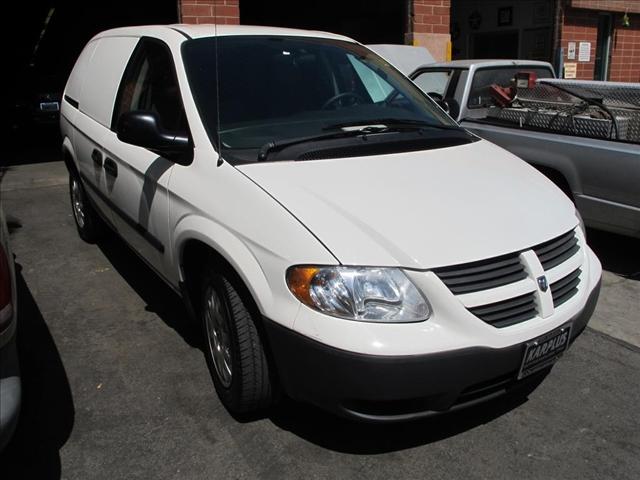 Photo of 2006 Dodge Caravan