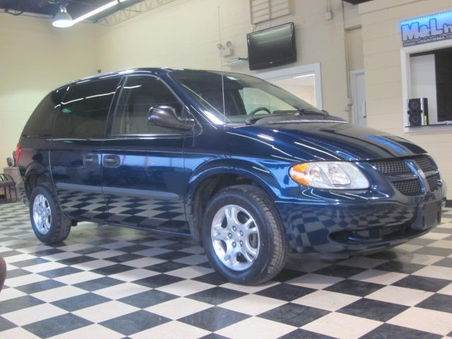 Photo of 2003 Dodge Caravan