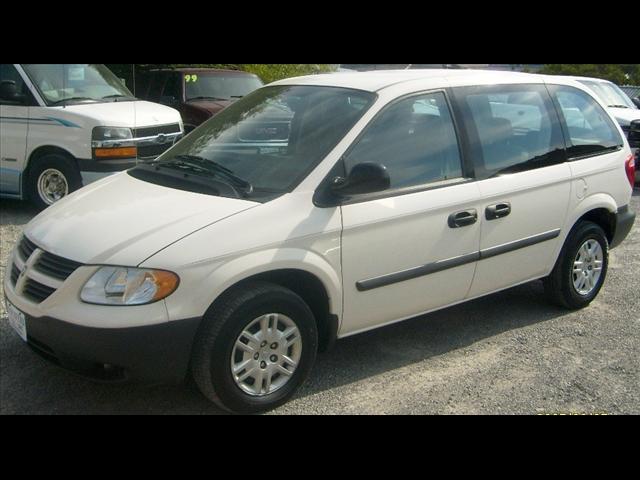 Photo of 2005 Dodge Caravan