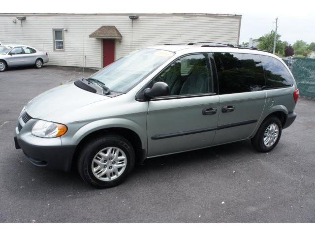 Photo of 2004 Dodge Caravan
