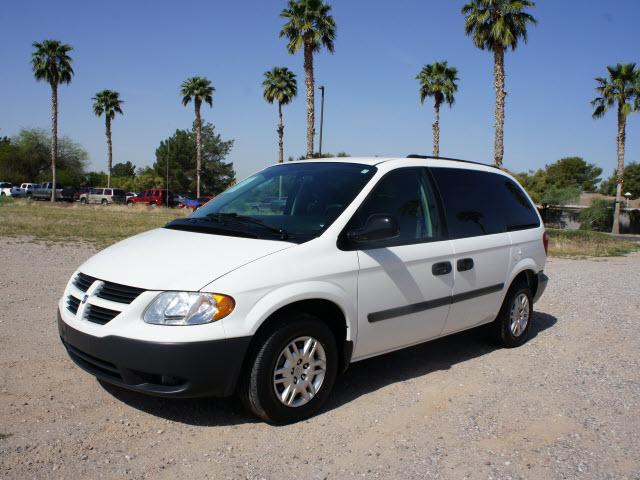 Photo of 2005 Dodge Caravan