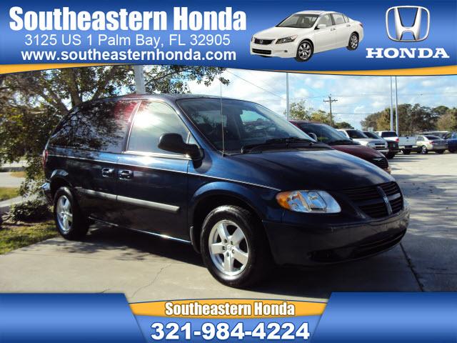 Photo of 2005 Dodge Caravan