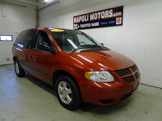 Photo of 2005 Dodge Caravan