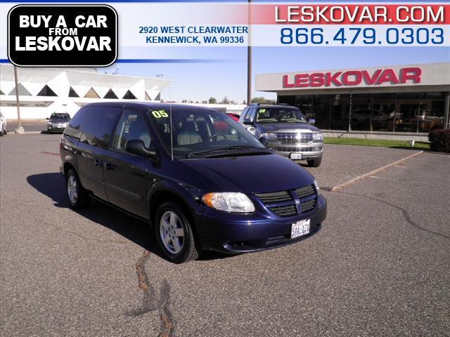 Photo of 2005 Dodge Caravan