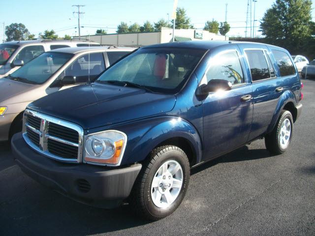 Photo of 2004 Dodge Durango