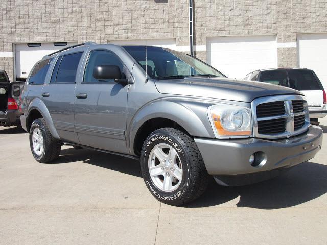 Photo of 2005 Dodge Durango