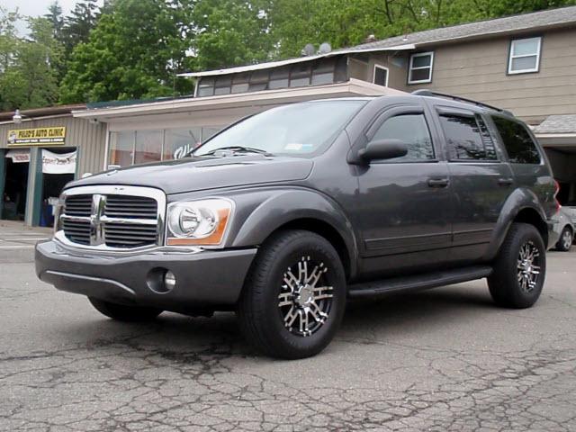 Photo of 2004 Dodge Durango