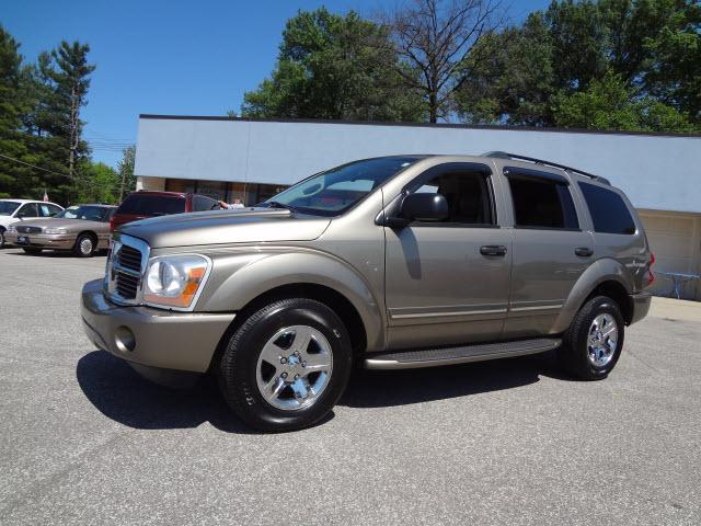 Photo of 2005 Dodge Durango