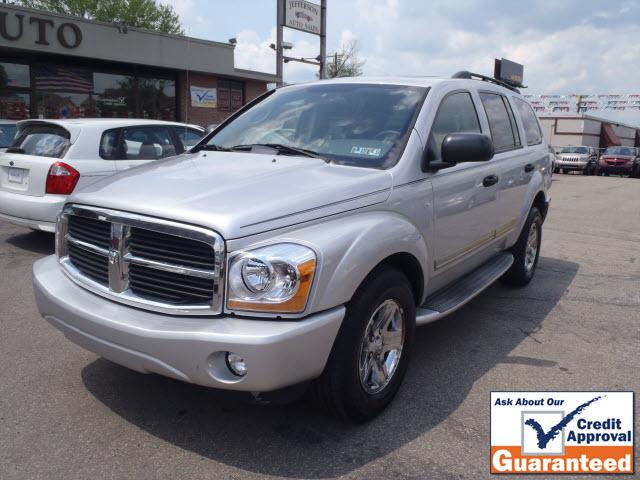 Photo of 2005 Dodge Durango