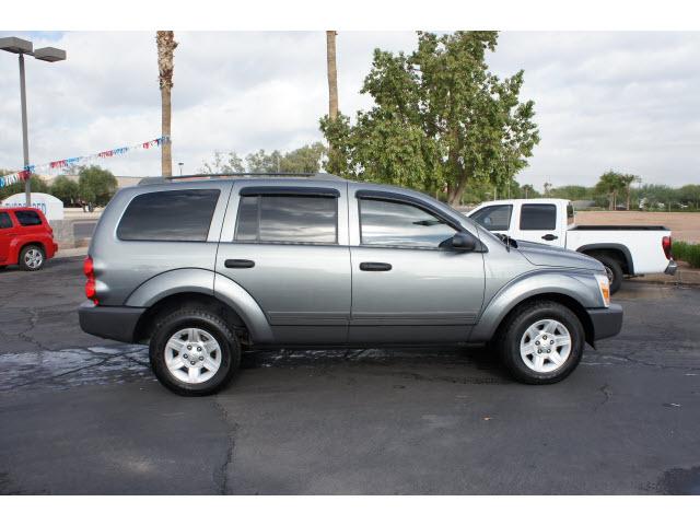 Photo of 2005 Dodge Durango