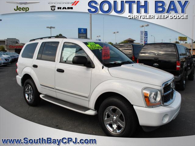 Photo of 2005 Dodge Durango