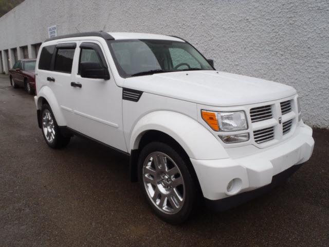 Photo of 2011 Dodge Nitro