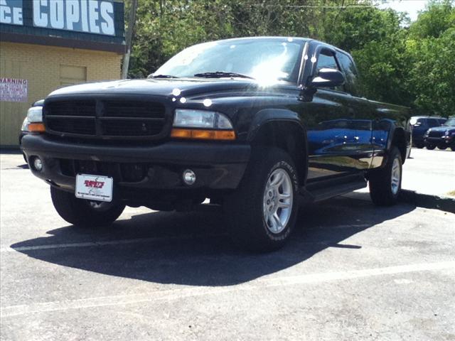 Photo of 2003 Dodge Dakota