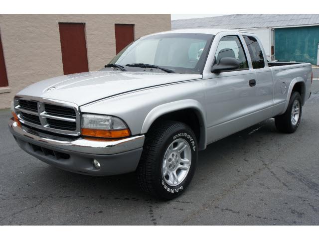 Photo of 2004 Dodge Dakota