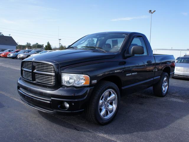 Photo of 2003 Dodge Ram 1500