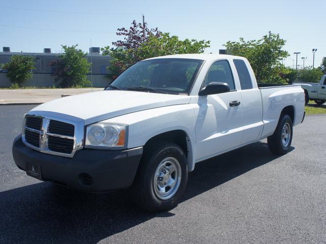 Photo of 2005 Dodge Dakota