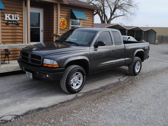 Photo of 2003 Dodge Dakota