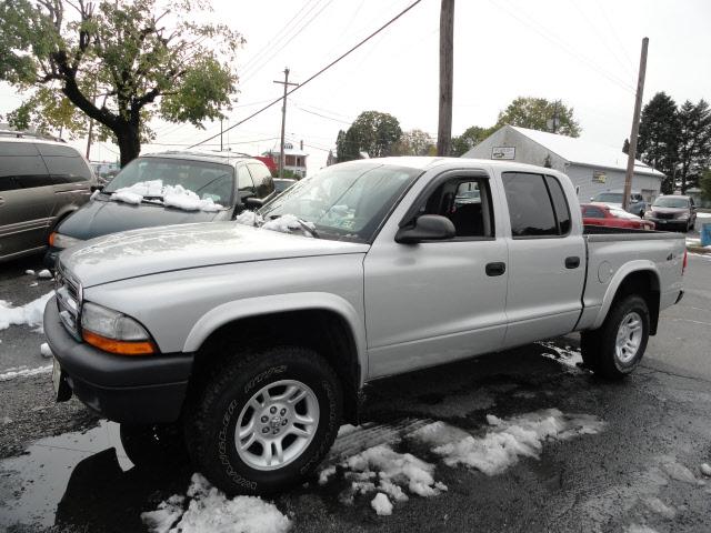 Photo of 2004 Dodge Dakota