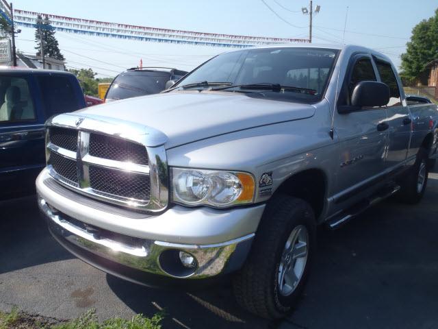 Photo of 2004 Dodge Ram 1500