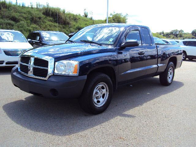 Photo of 2005 Dodge Dakota